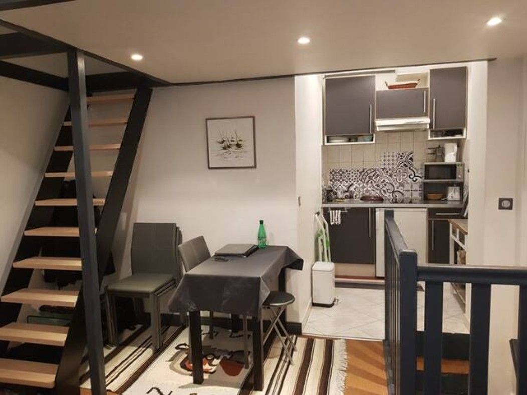 Studio en triplex porte de Versailles