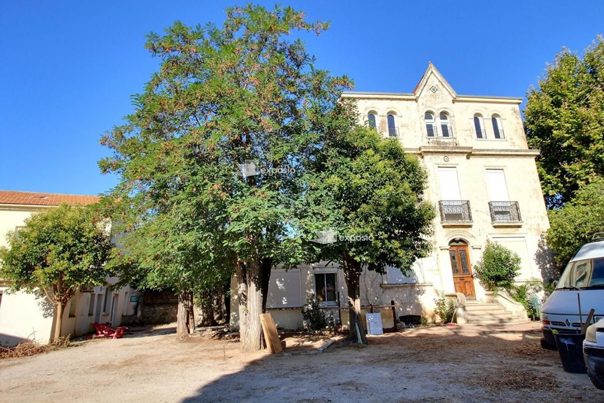Maison de Maitre et annexes Les Sablettes, La Seyne-sur-Mer- 2 105 000 euros