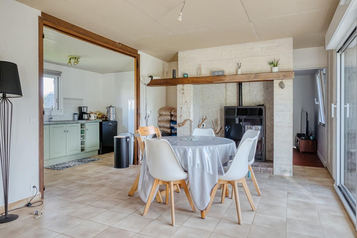 Longère de 95,50 m2 sur terrain plat, séjour, salon, 4-5 chambres, expo sud