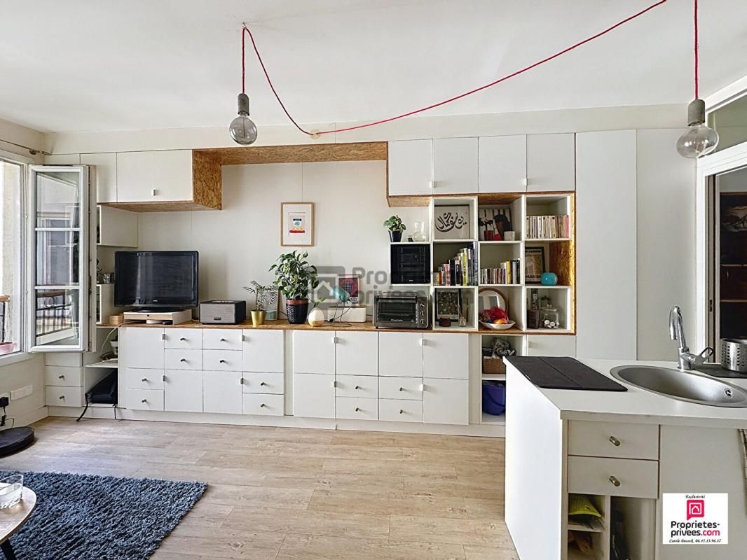 Appartement 2 pièces 32 m2 M°VOLTAIRE