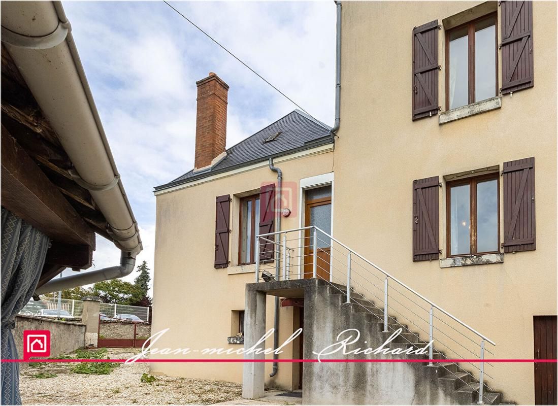 Maison Noyers Sur Cher 5 pièce(s) 145 m2