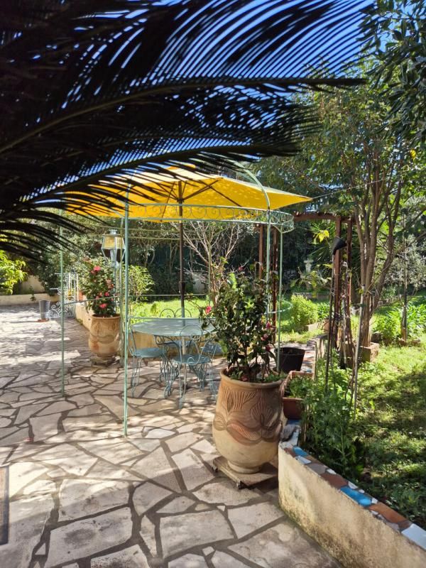 CHATEAUVALLON - MAISON INDIVIDUELLE de120 m2 sur 600 m2 de terrain