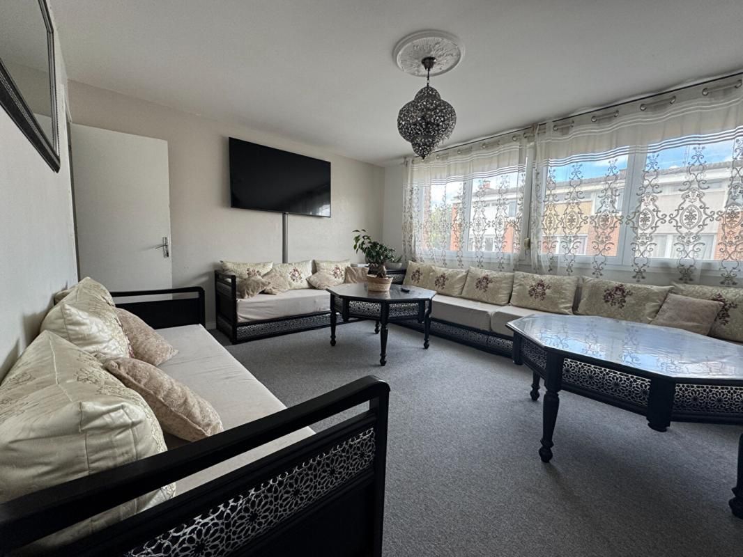 Maison 4 chambres, Jardin + garage à LOOS