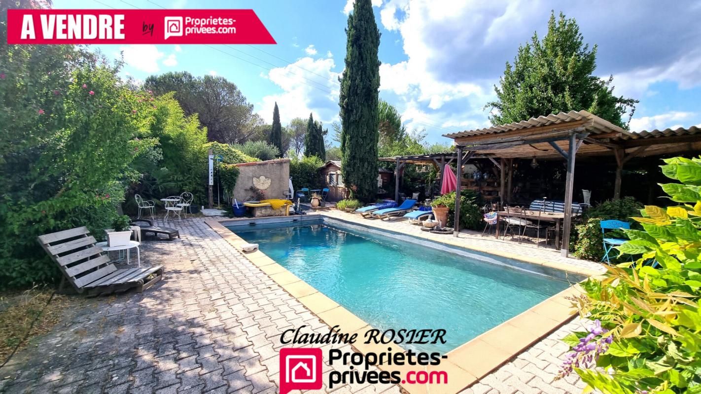 Rocbaron maison 7 pièce(s) 175 m2  piscine studio