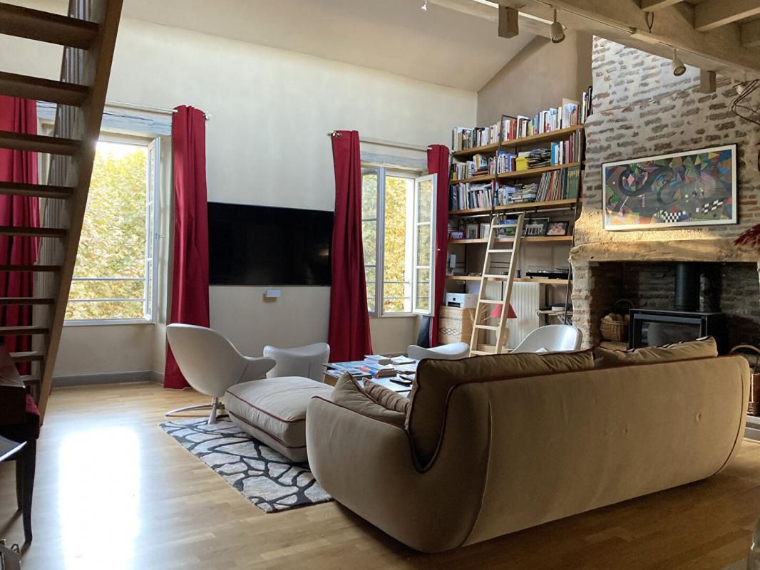 Appartement duplex avec ascenseur, grande terrasse en hypercentre