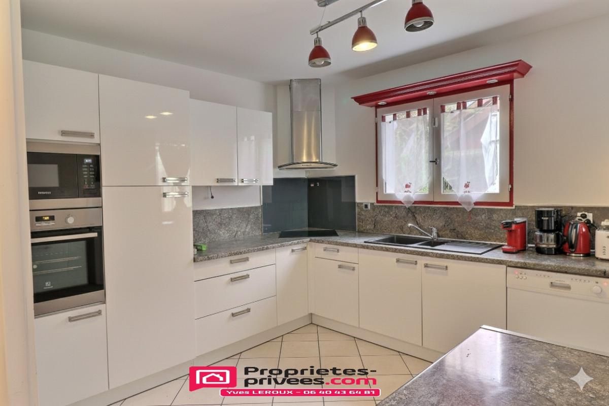 Maison St Pierre En Faucigny 6 pièces 117 m2 +18m²