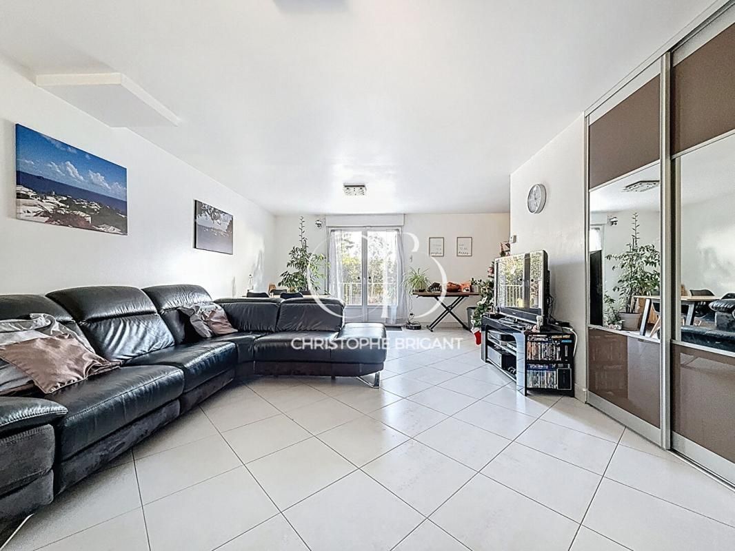 VILLEJUIF Maison 130 M² AVEC JARDIN ET TERRASSE ET GARAGE 4