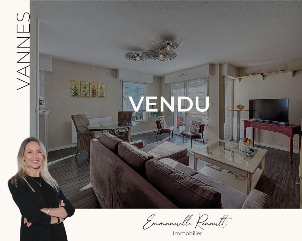 Appartement T4 de 81 m² avec 2 balcons et 2 parkings. Quartier GARE, Vannes