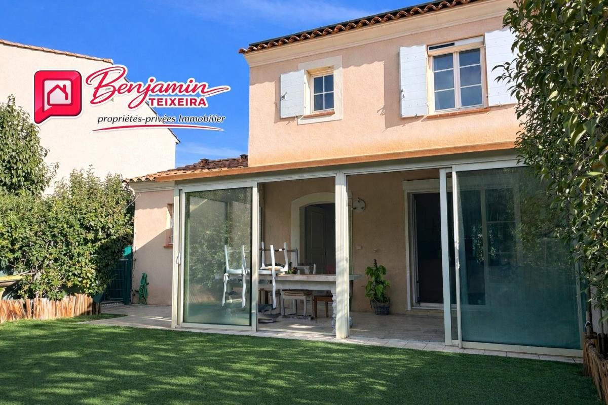 Maison Roquebrune Sur Argens 6 pièce(s) 96 m2 - 4 chambres dont 1 de plain-pied + Parking privé
