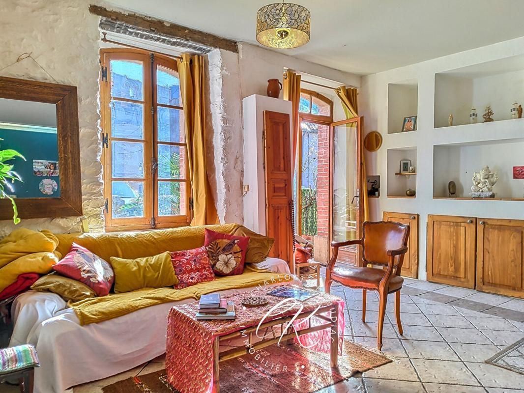 Grande maison d'artiste baignée de lumière de 325 m² Haute Vallée de l'Aude