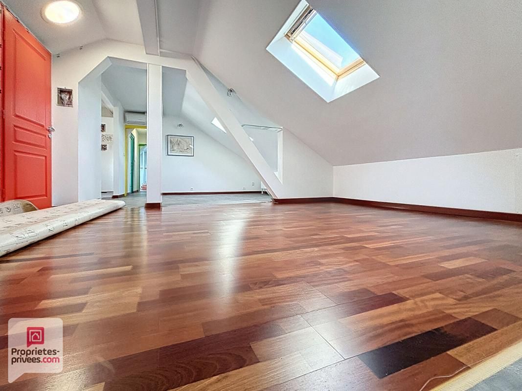 Appartement Saint Nicolas De Port 4 pièce(s) 160 m2