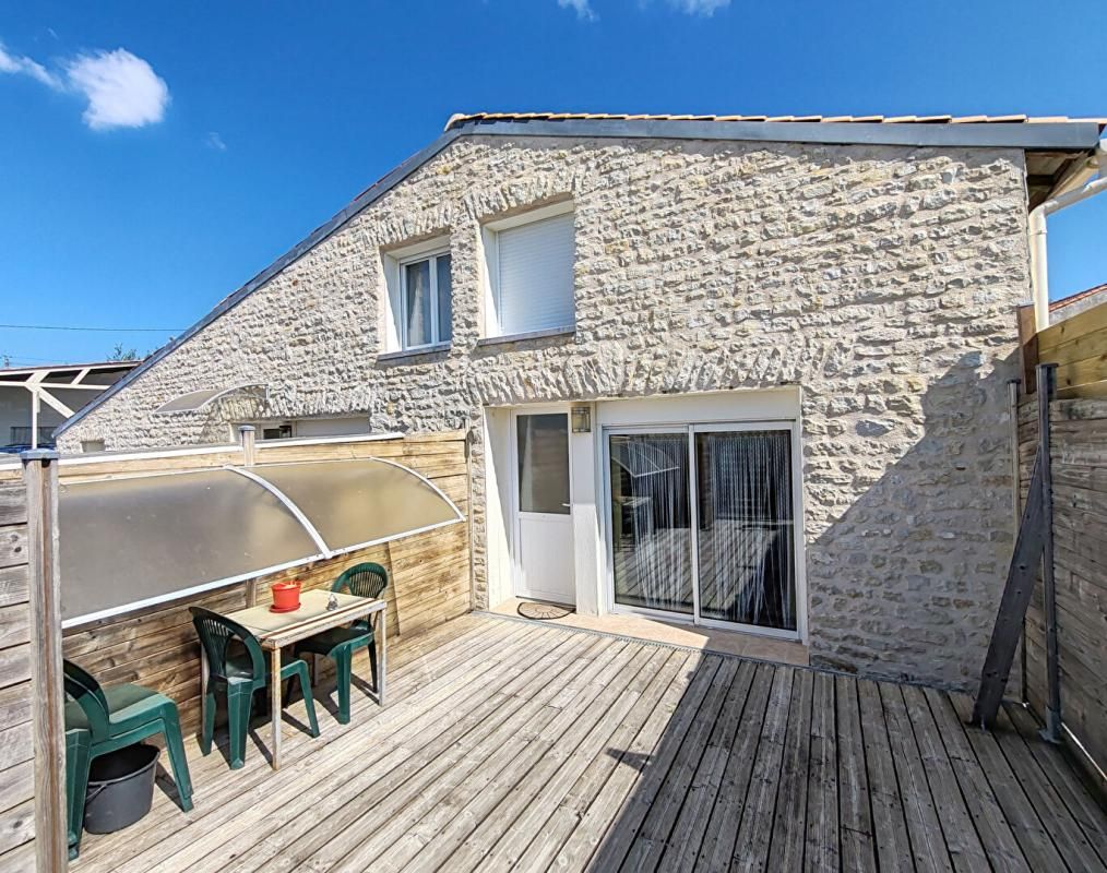 Angliers : Maison 2 pièces, 1 chambre, terrasse 22 m2