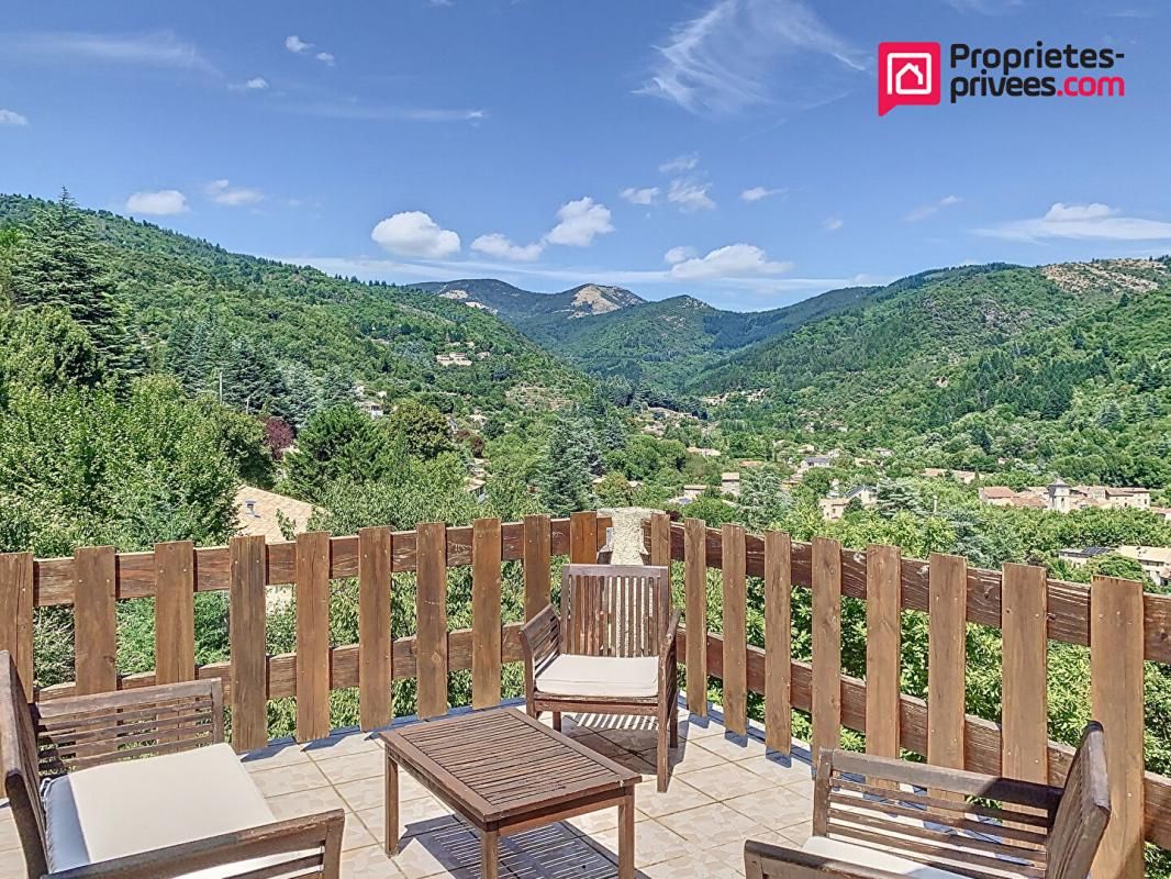 Maison Aulas 10 pièce(s) 265 m2