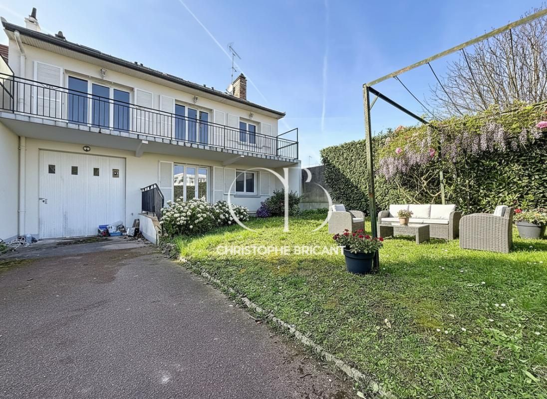 Maison Villejuif 10 pièce(s) 240 m2