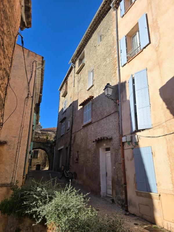 Maison de village - 260m² - Idéal investisseur - La Motte en Provence