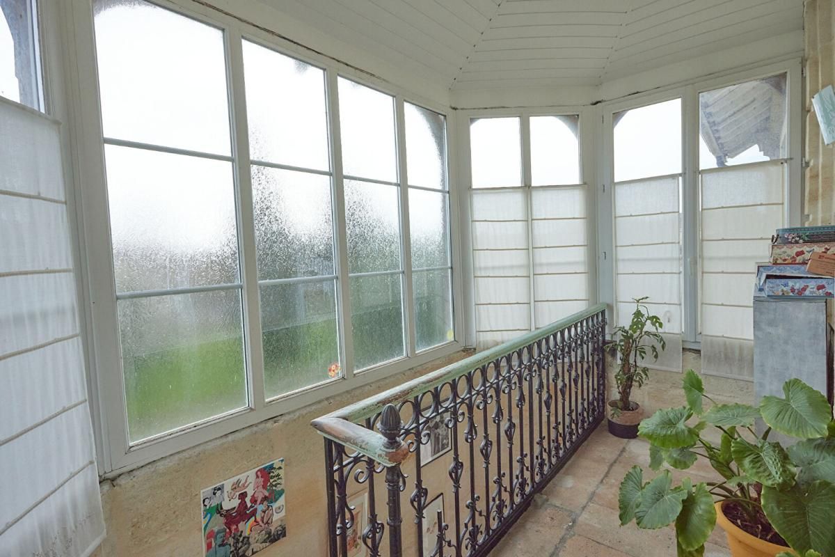 Maison Saint Julien-Beychevelle Médoc à 35 mn de Bordeaux 7 pièce(s) 160 m2