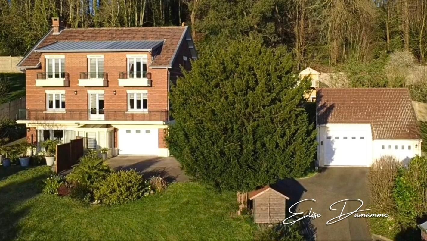EXCLUSIVITE Sur Montivilliers- Demeure familiale avec salle de cinéma et appartement indépendant