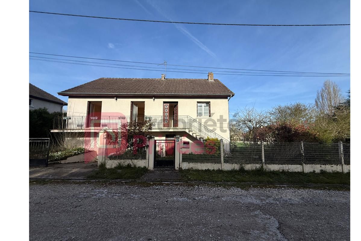 Maison Cosne-sur-loire 4 pièce(s) 101 m2