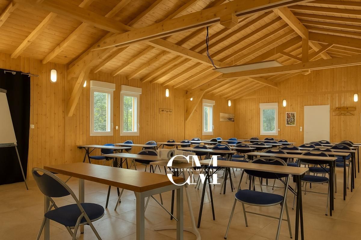 Ensemble professionnel Merignac 7 pièces 170m2 sur un terrain de 3500m²