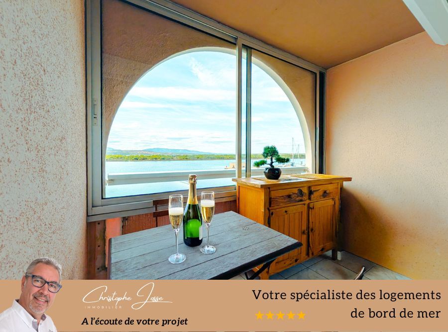 Appartement 4 couchages avec parking vue lac marin