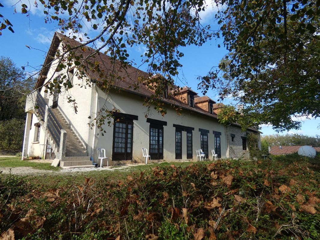 Ensemble immobilier de caractère en Dordogne