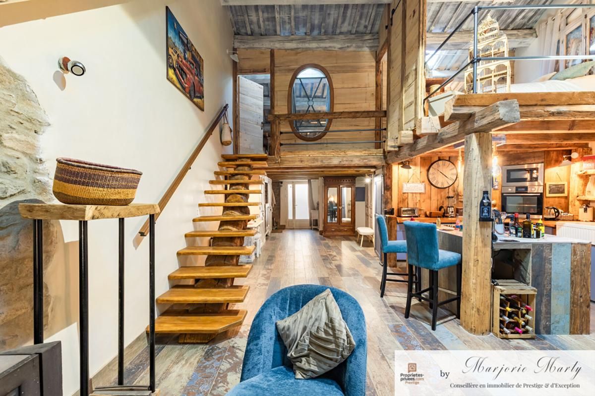 Vente Loft sur garage - Montbrun Des Corbieres (11700) - 5 pièce(s) - 175 m2 - 254 800