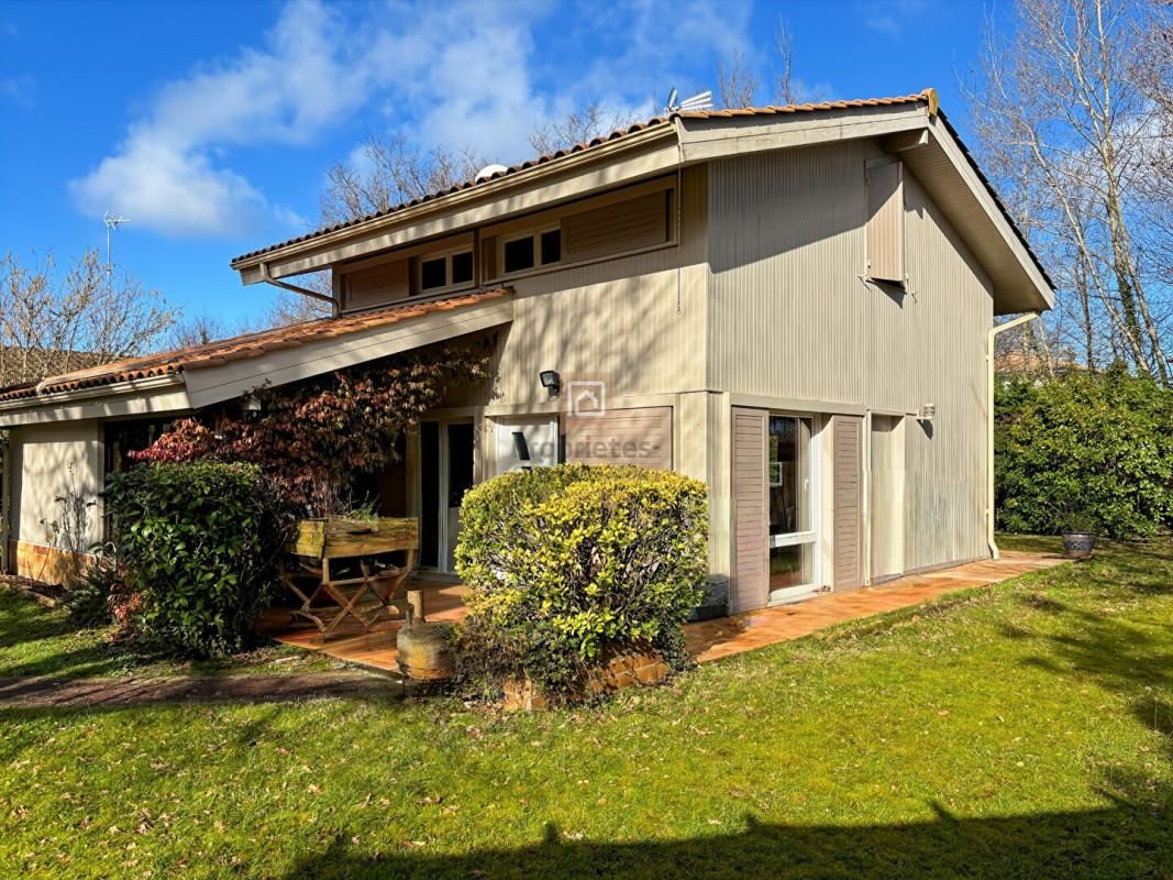LE TEICH -GUJAN MESTRAS MAISON DE CHARME AVEC 3 CHAMBRES AVEC DÉPENDANCE ET JARDIN PISCINABLE