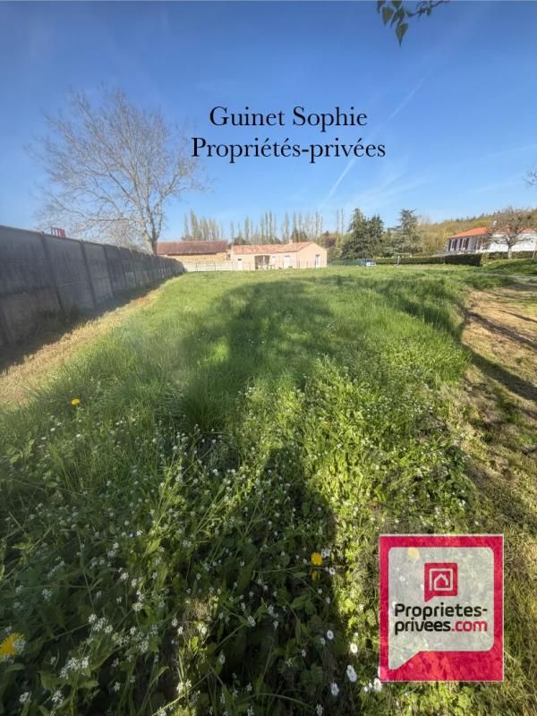 Terrain Sainte Hermine 858 m2