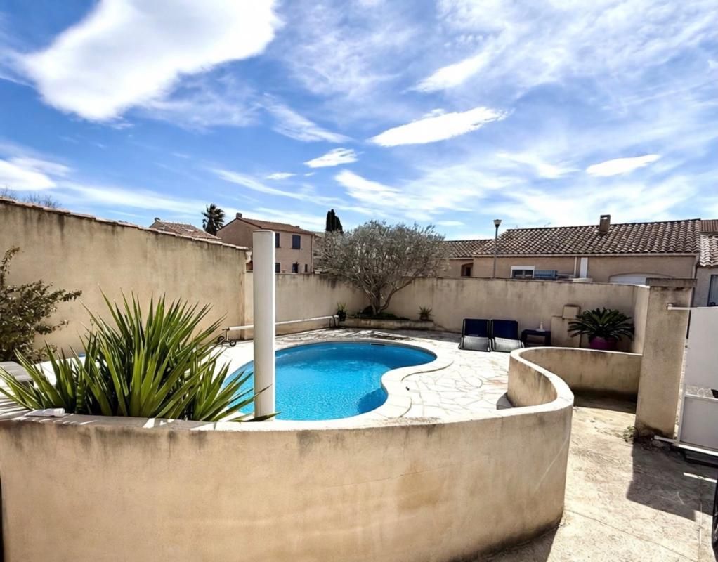 Villa R+1 84m² avec piscine