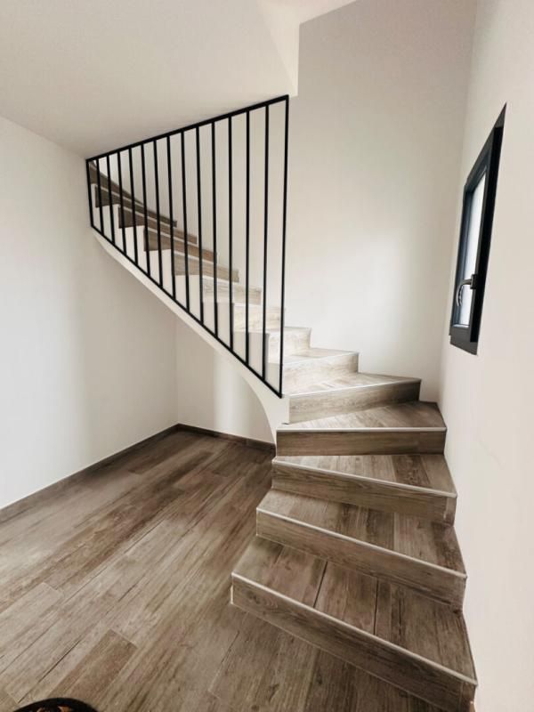 À VENDRE MAISON À 900 MÈTRES ENVIRON DES PLAGES DE VALRAS