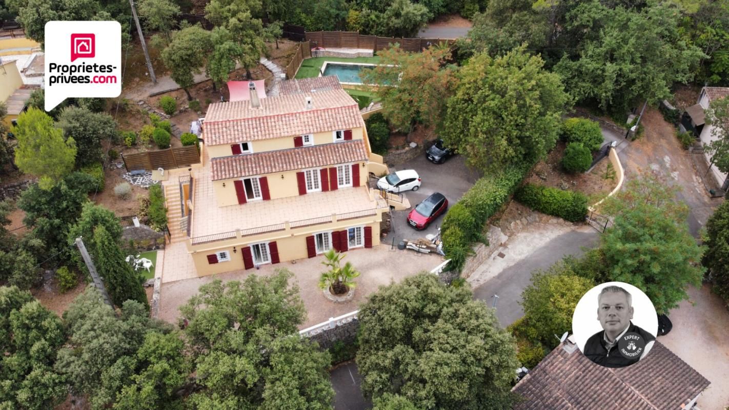 MAISON 205 m² - 2 Logements Piscine & 2 Garages