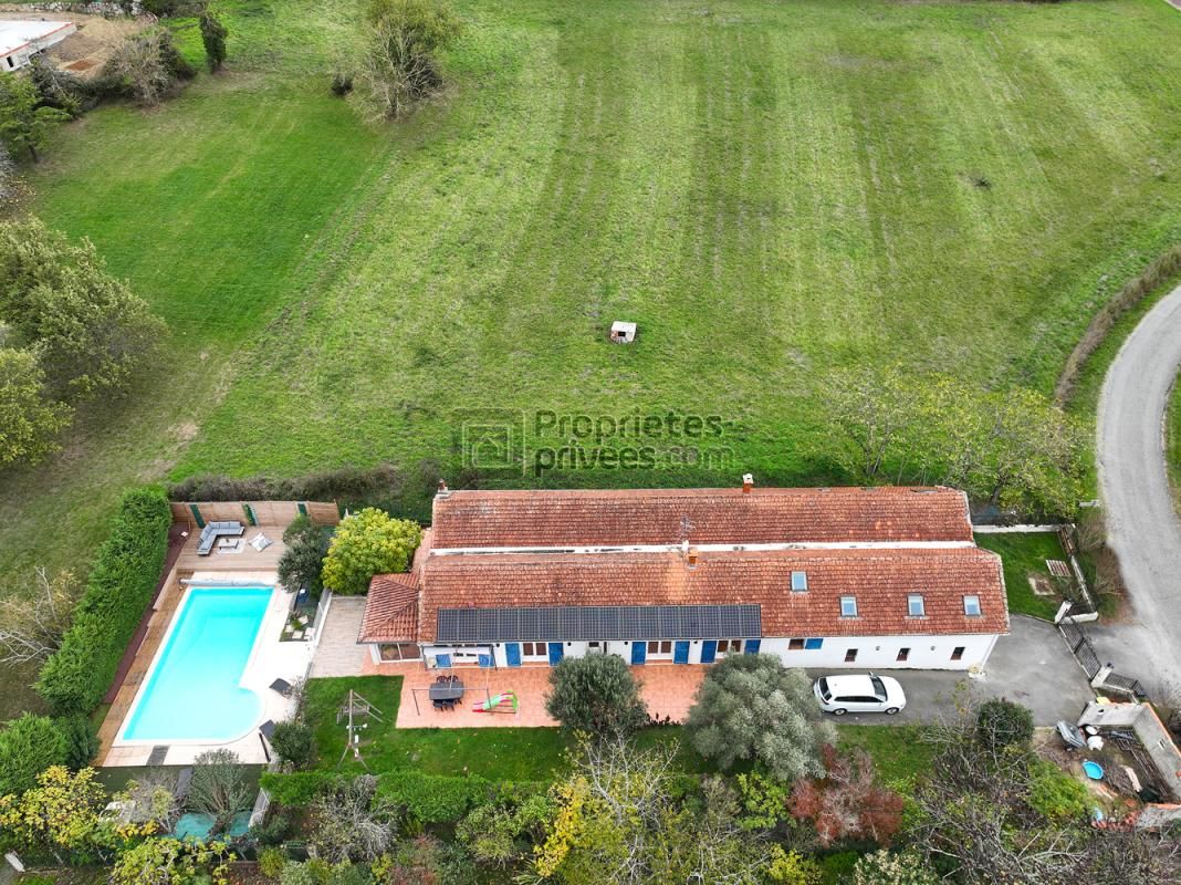 Maison MONTJOIRE 9 pièce(s) 260 m2 avec Piscine