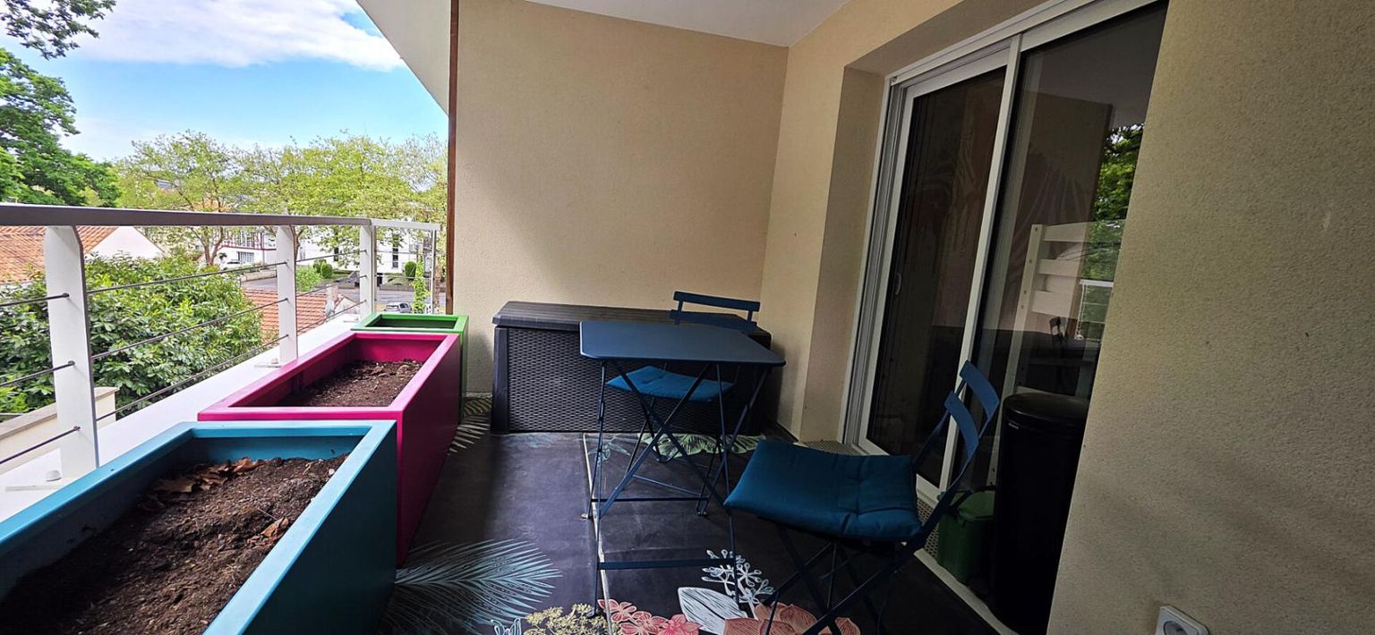 Appartement Saint Marc sur mer 4 pièce(s) 75.01 m2