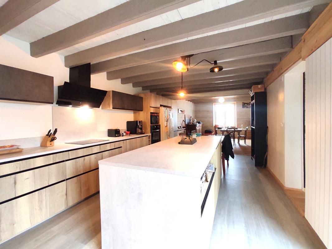ENSEMBLE IMMOBILIER - Maison 225m² + APPARTEMENT 50m²