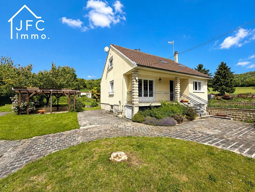 Maison Soissons 7 pièce(s) 112 m2 + terrain, 3100 m²