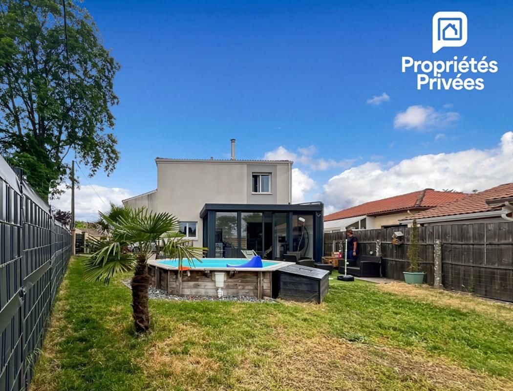 Maison Parempuyre 120m2 | Jardin 382m2 | Piscine | 369 000